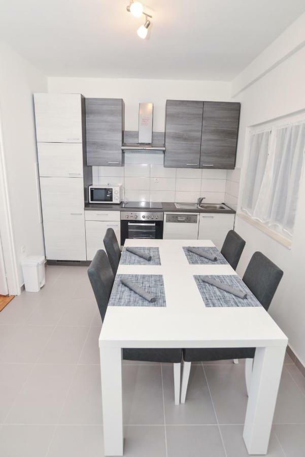 Luxury Apartments Boduja Sukošan Eksteriør billede