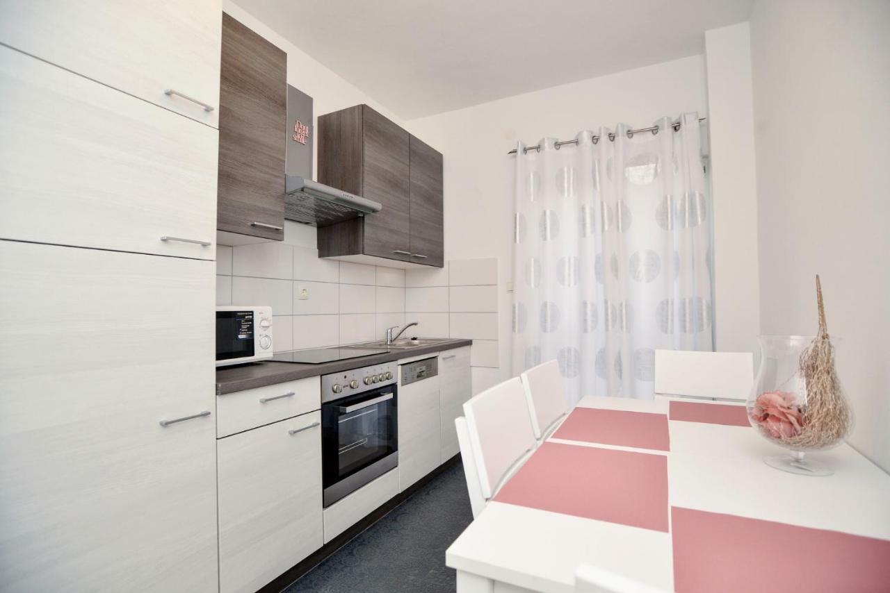 Luxury Apartments Boduja Sukošan Eksteriør billede