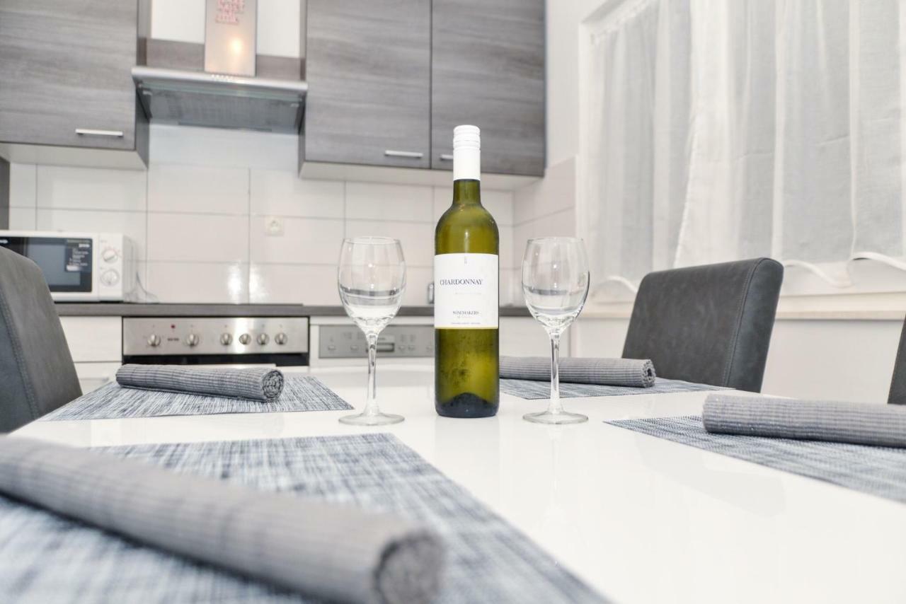 Luxury Apartments Boduja Sukošan Eksteriør billede